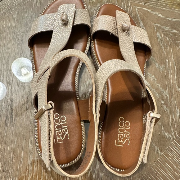 Franco Sarto Taupe Textured Leather Slingback Sandals - Picture 2 of 3
